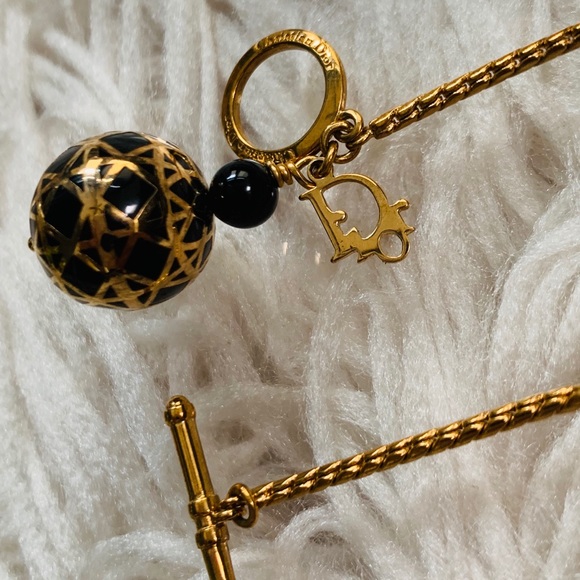 CHRISTIAN DIOR T-BAR BLACK GOLD CHARM BRACELET - Picture 4 of 4